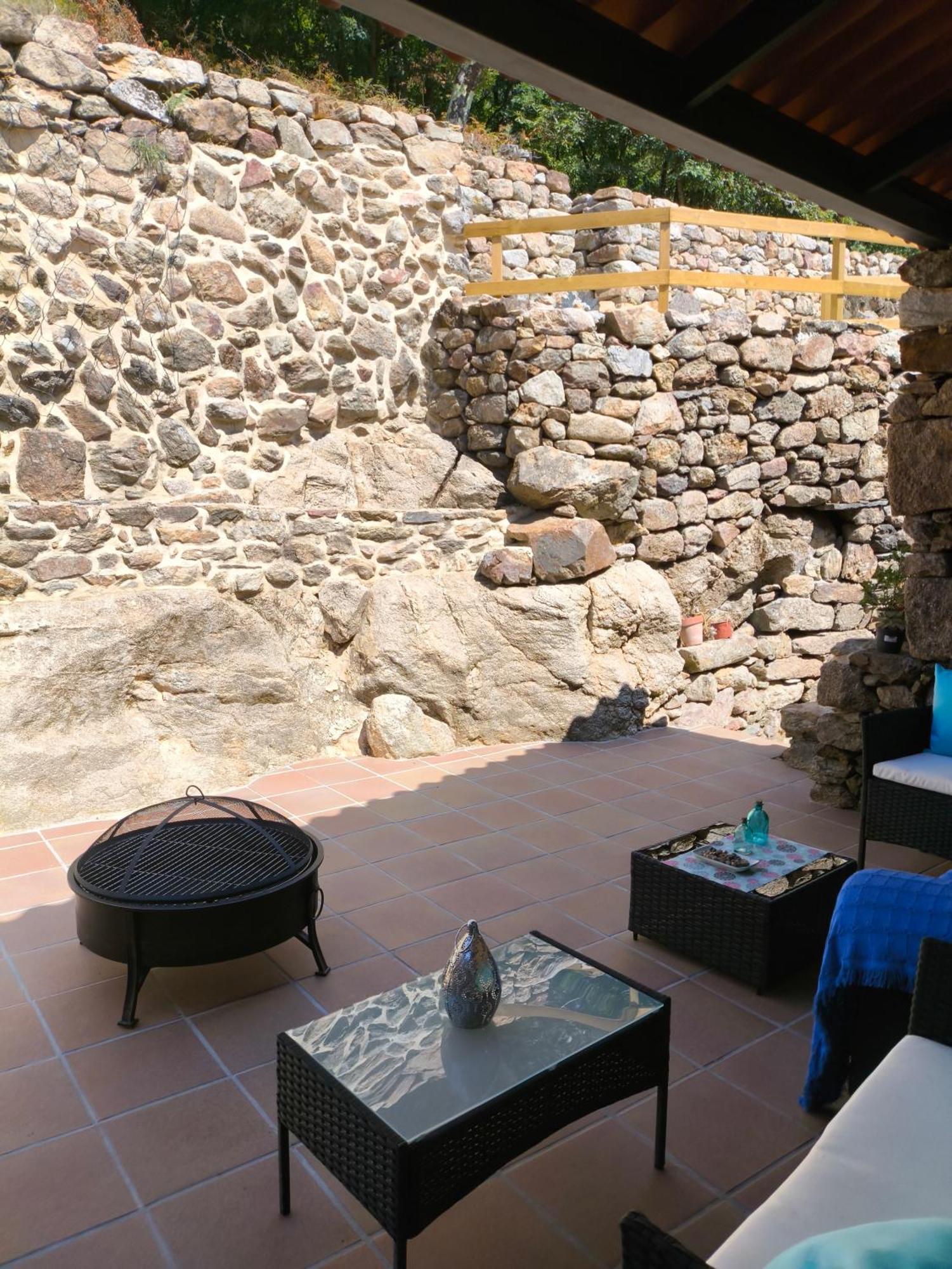 Villa Xiravai-Ribeira Sacra Peares Exterior foto