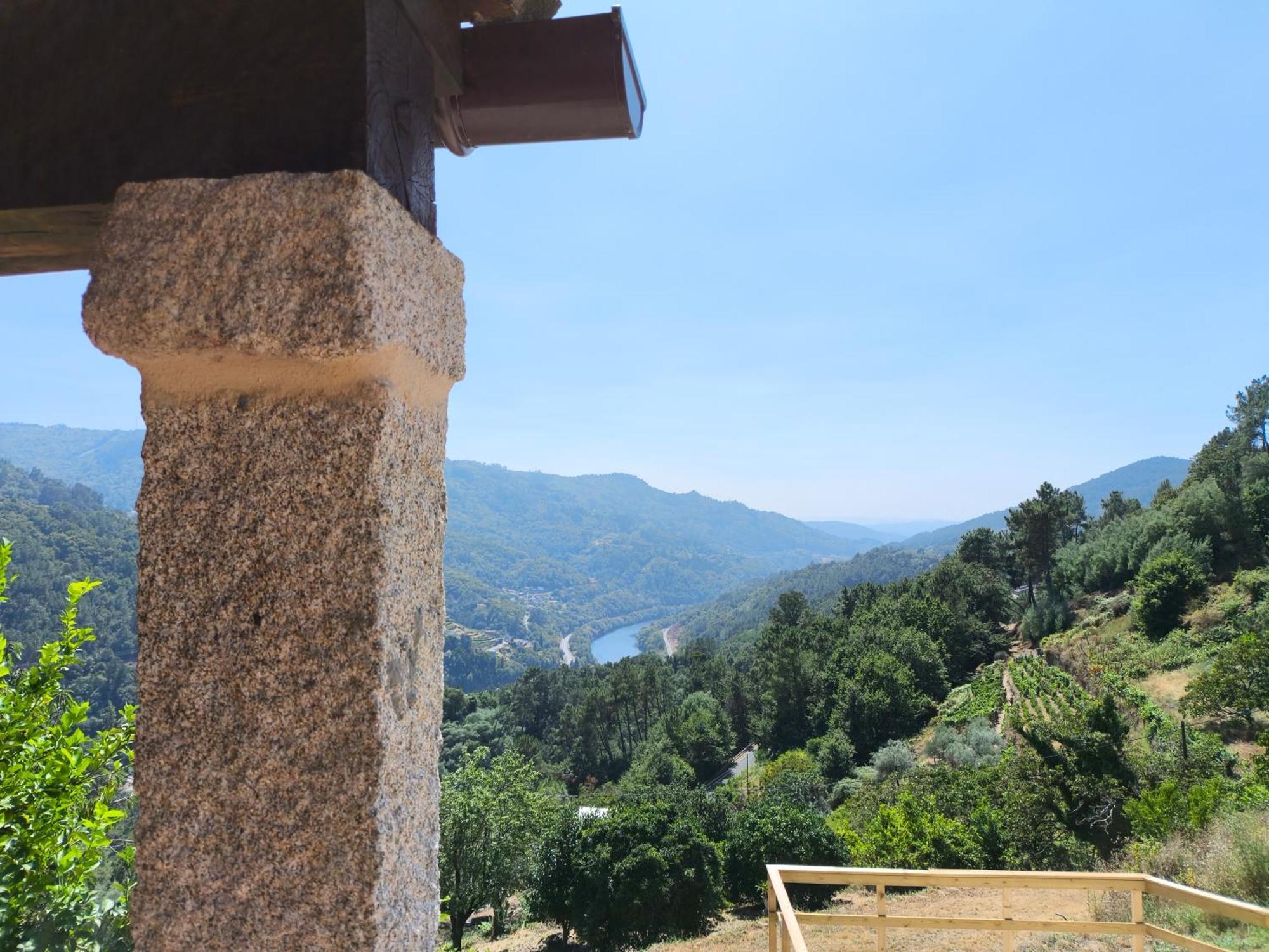 Villa Xiravai-Ribeira Sacra Peares Exterior foto